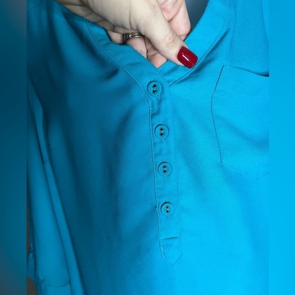 Torrid - Picture 2 of 5